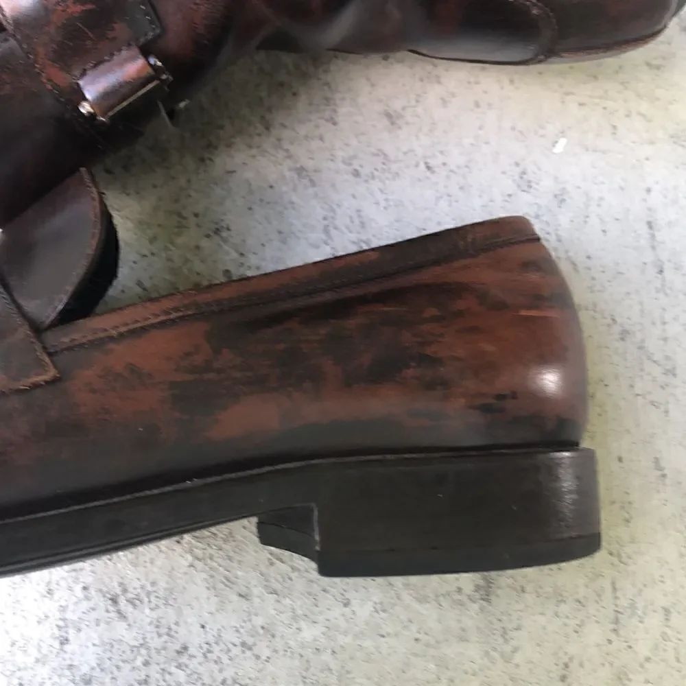 Ferragamo slip ons - Picture 3 of 11